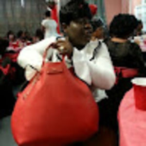 Meet your Posher, Augustina